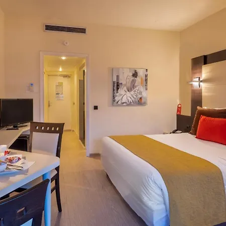 The Originals City, Galaxie, Aeroport 3* Saint-Laurent-du-Var