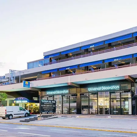 The Originals City, Galaxie, Aeroport 3*
