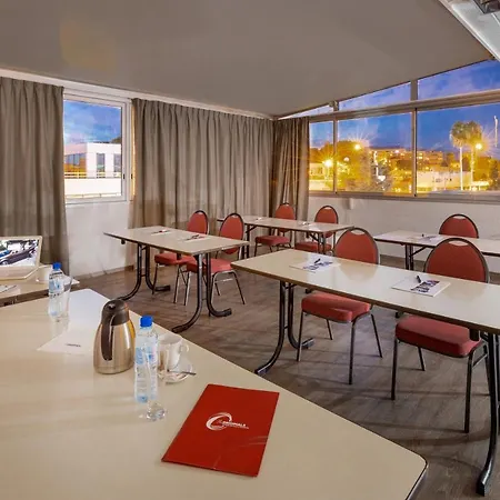 Hotel The Originals City, Galaxie, Aeroport 3*