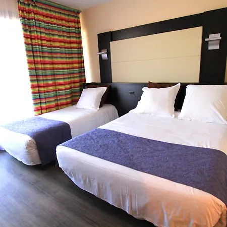 The Originals City, Galaxie, Aeroport Hotel